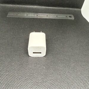 Apple White USB Charger